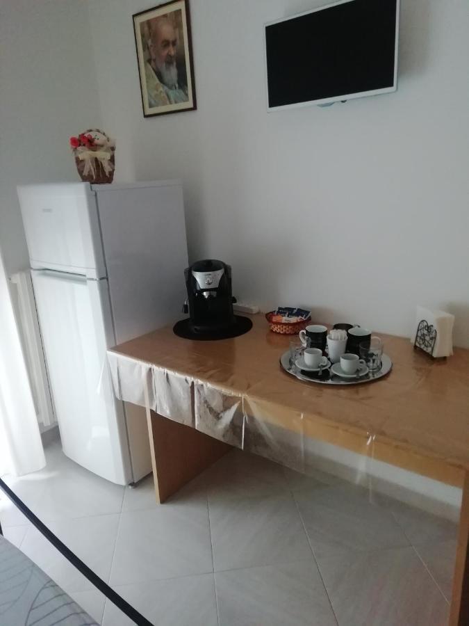 Da Luigi Locazioni Brevi Turistiche Bed & Breakfast โมโนโปลี ภายนอก รูปภาพ